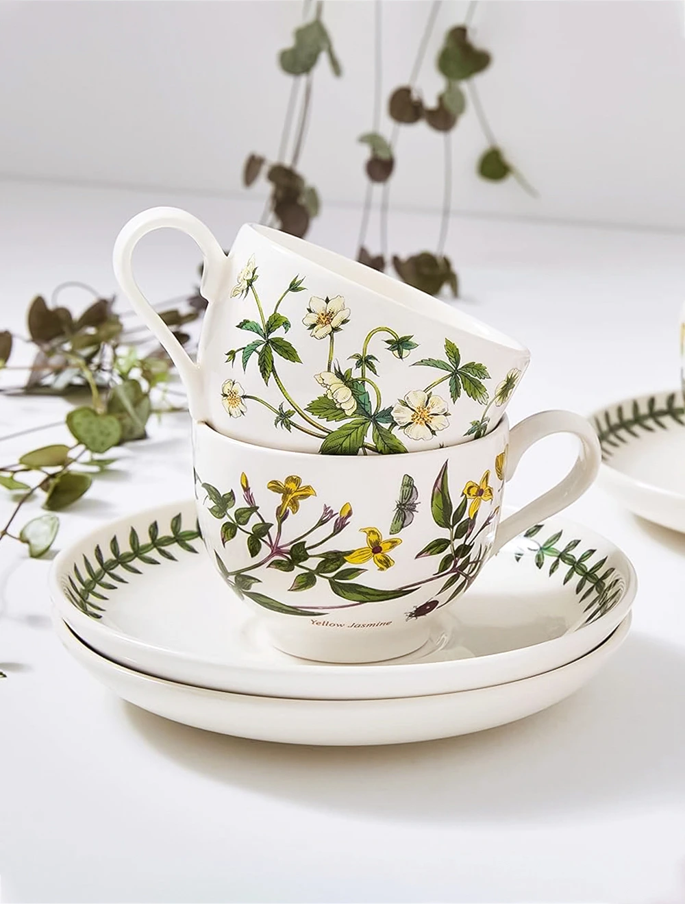 Блюдце для чайной чашки Botanic Garden 330 мл