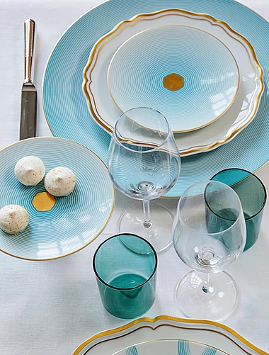 Тортовница на ножке Aura, 16 см