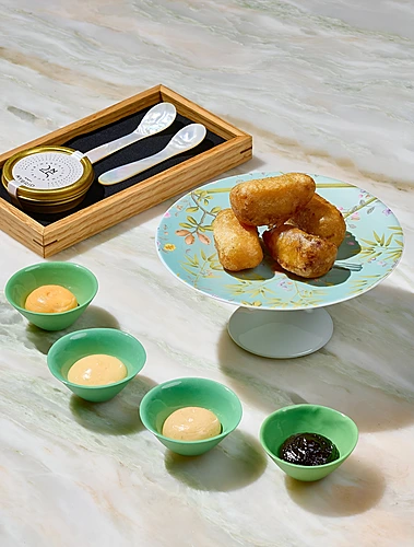 Тортовница на ножке Paradis, 16 см