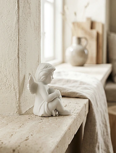 Статуэтка “Ангел с подарком”, 11 см