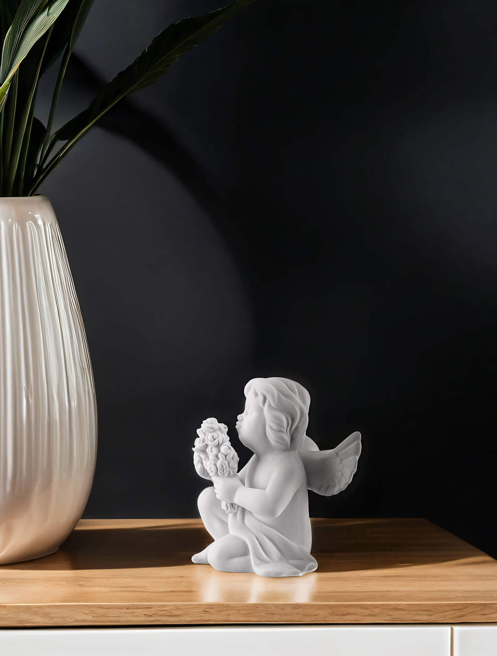 Статуэтка “Ангел с цветами”, 10,5 см от Rosenthal