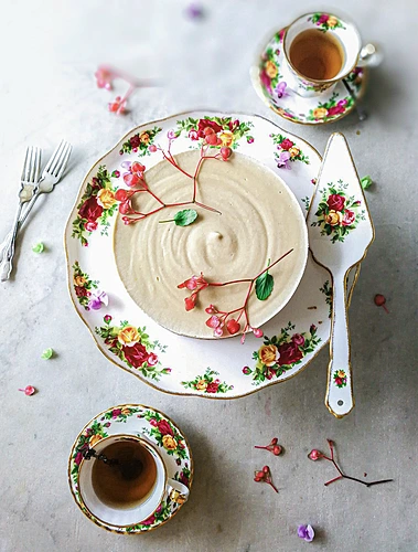 Тортовница на ножке Old Country Roses, 30 см