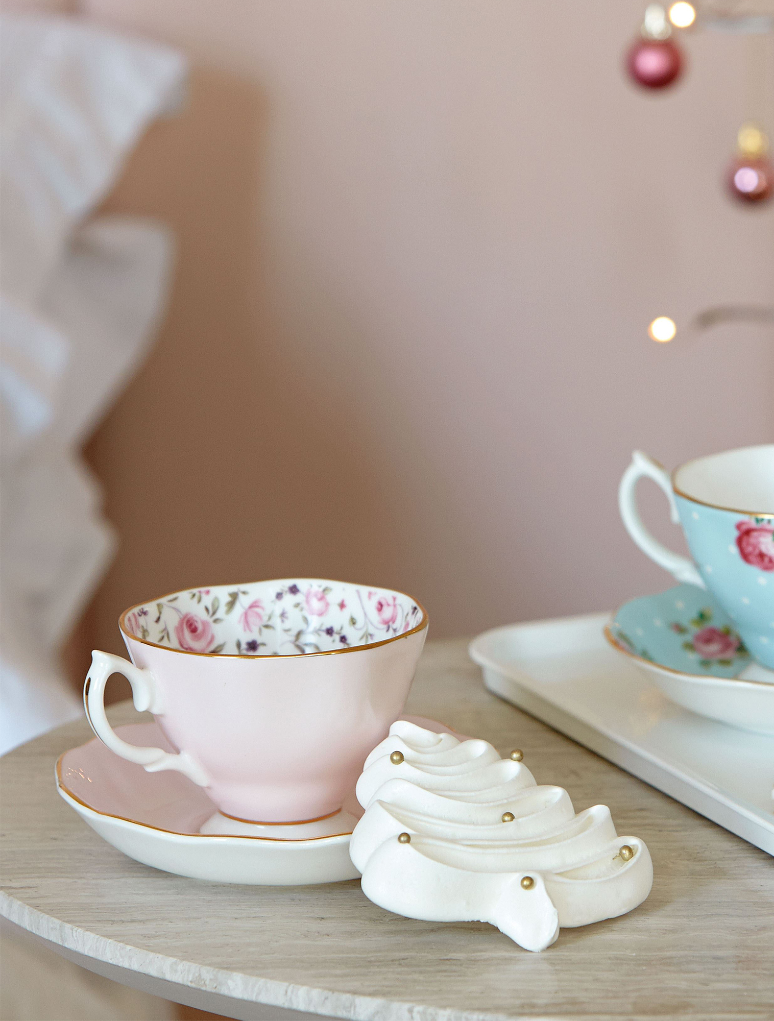Чайная пара Rose Confetti Vintage, 180 мл от Royal Albert
