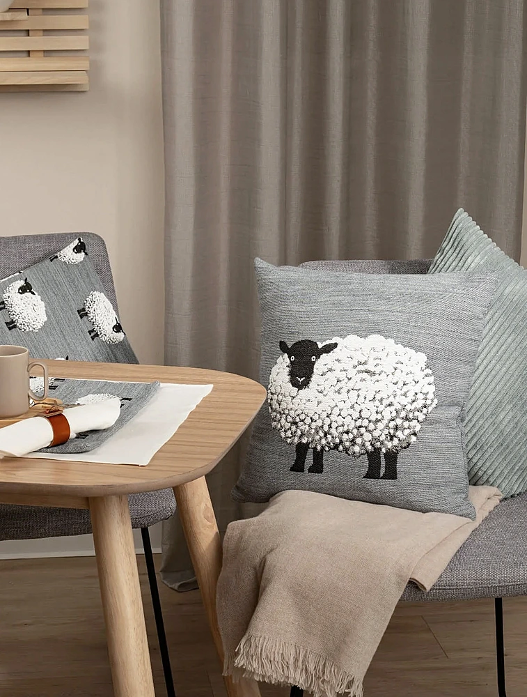 Декоративная наволочка Fluffy, 45x45 см от Sander