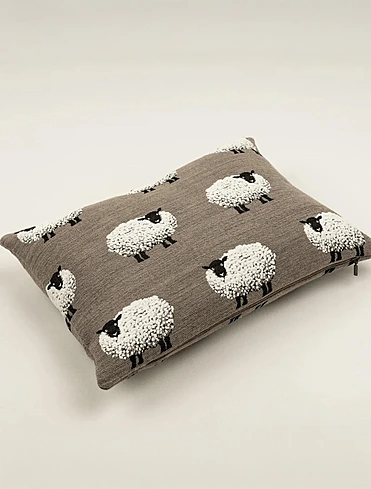 Декоративная наволочка Fluffys Gang, 35x50 см