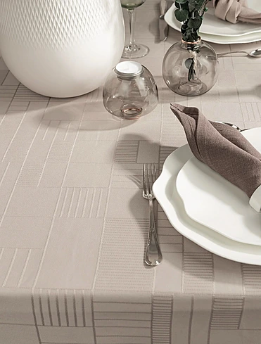 Скатерть Lexie, 145x250 см