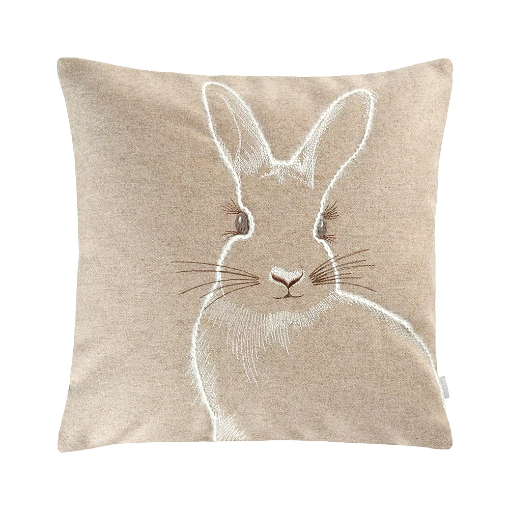 Декоративная наволочка Lady Bun, 40x40 см от Sander