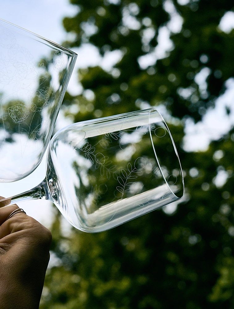 Бокал для белого вина Midnight Flowers, 400 мл от Serax