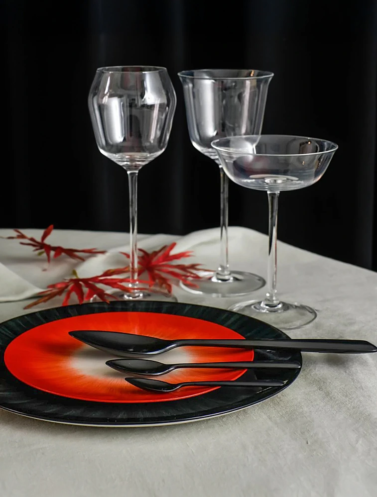 Набор столовых приборов Zoe Black на 6 персон, 24 пр. от Serax