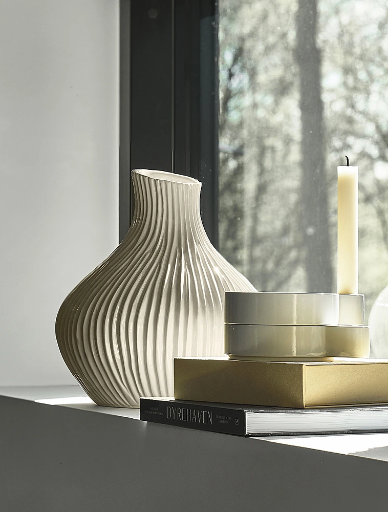 Ваза Eik, 28 см от Villa Collection