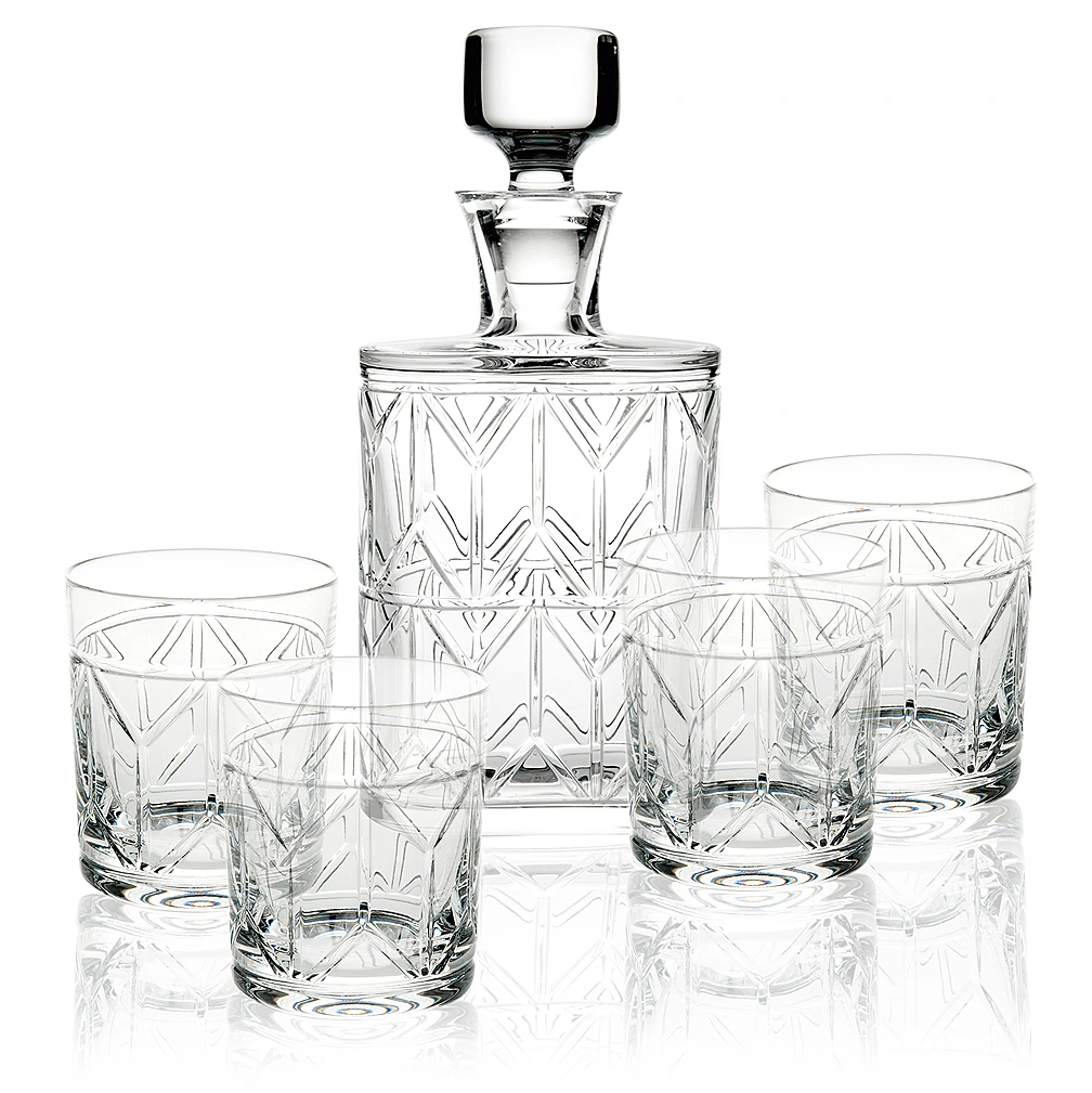 Набор из штофа 840 мл и 4 стаканов для виски Avenue от Vista Alegre
