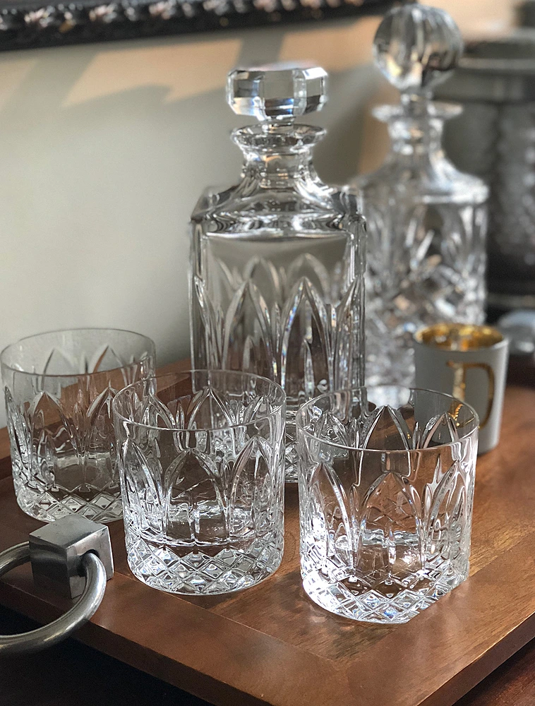 Набор из штофа 800 мл и 4 стаканов для виски Chartres от Vista Alegre