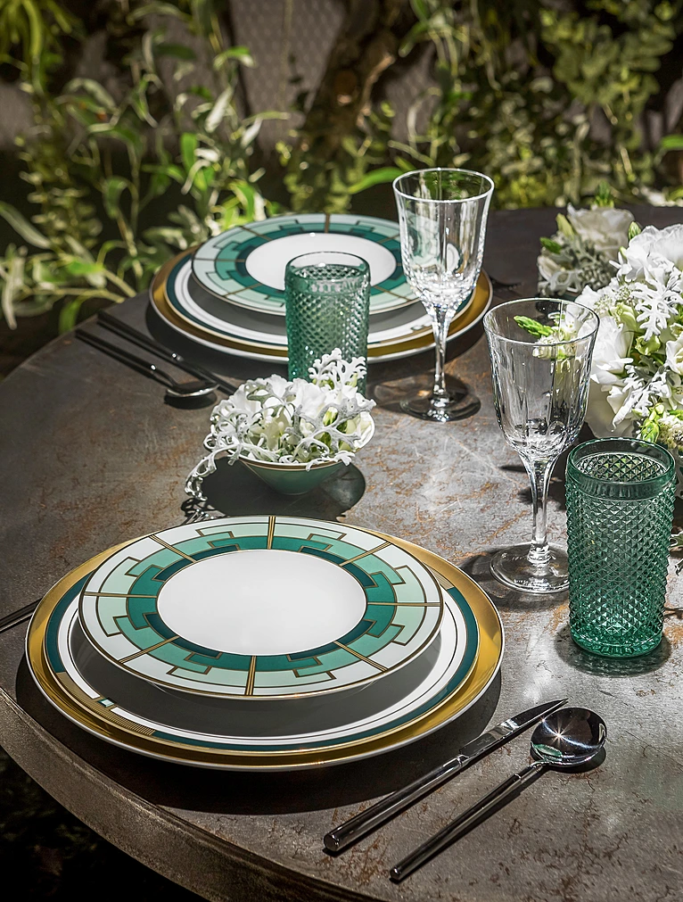 Суповая тарелка Emerald, 25 см от Vista Alegre