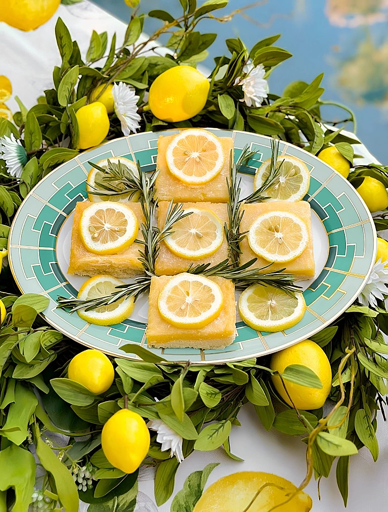 Плоское блюдо Emerald, 36 см от Vista Alegre