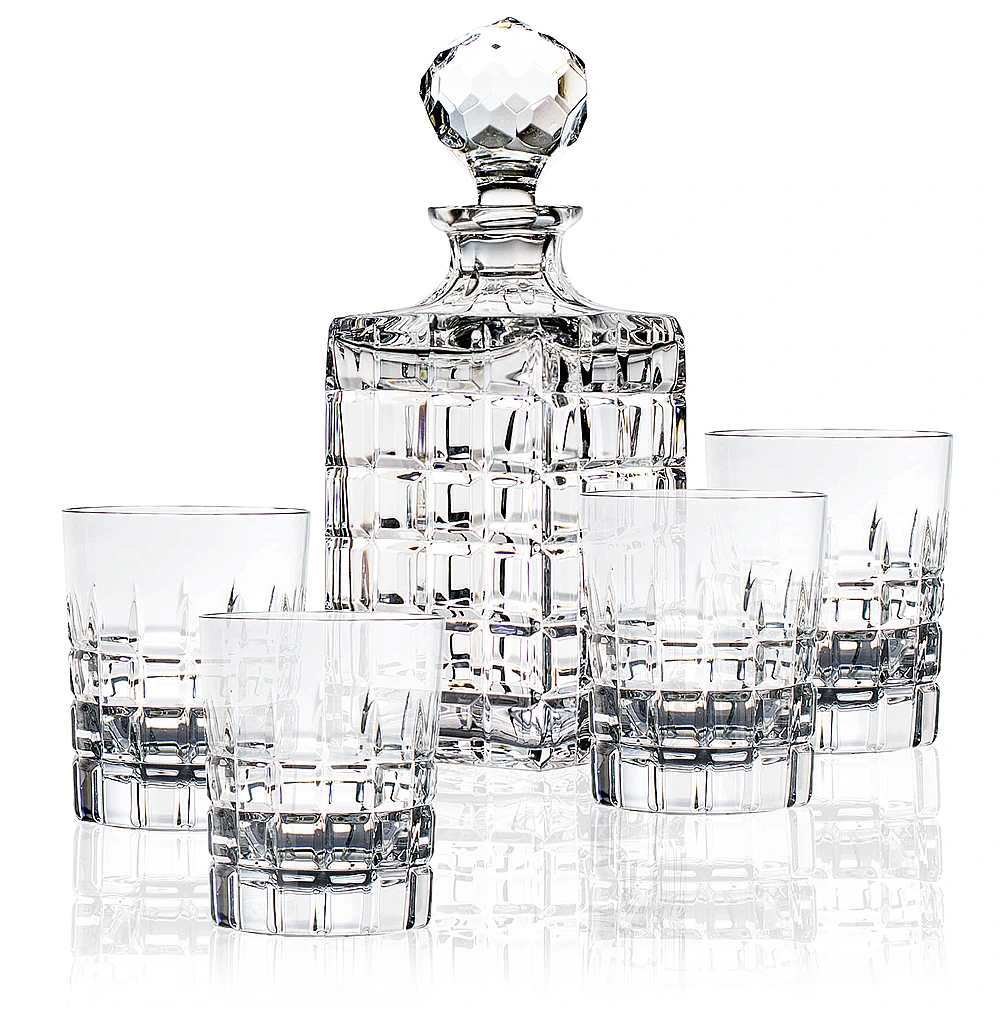 Набор из штофа 800 мл и 4 стаканов для виски Helsinky от Vista Alegre