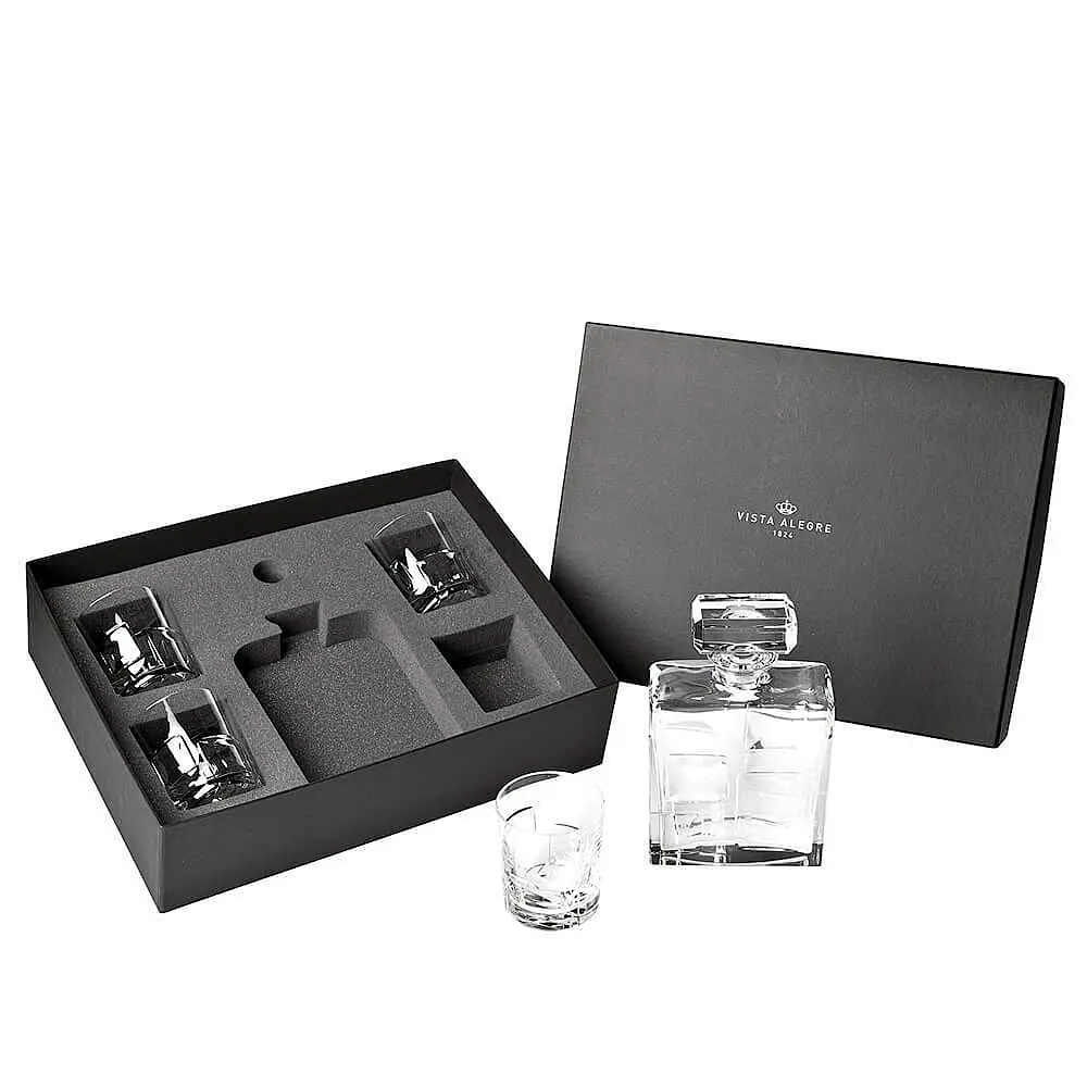 Набор из штофа 865 мл и 4 стаканов для виски Portrait от Vista Alegre