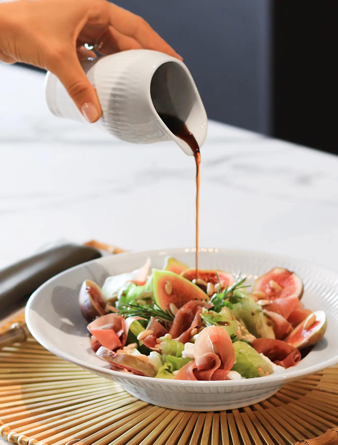 Молочник Utopia, 240 мл