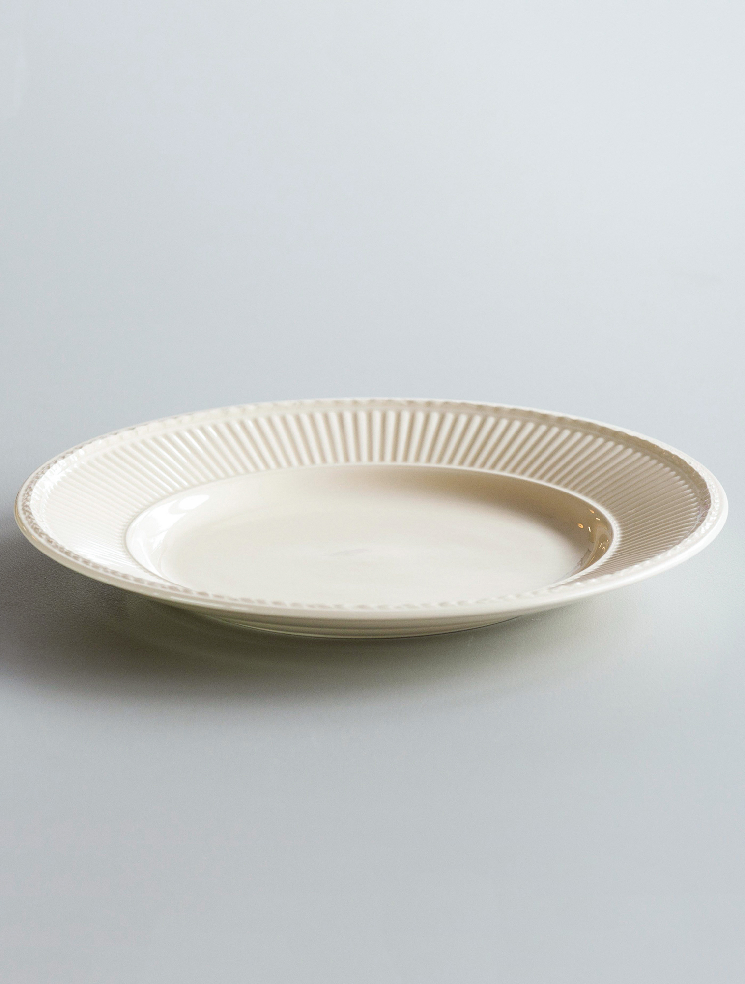 Обеденная тарелка Edme Cream, 26 см от Wedgwood