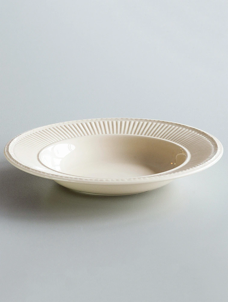 Суповая тарелка Edme Cream, 23 см от Wedgwood