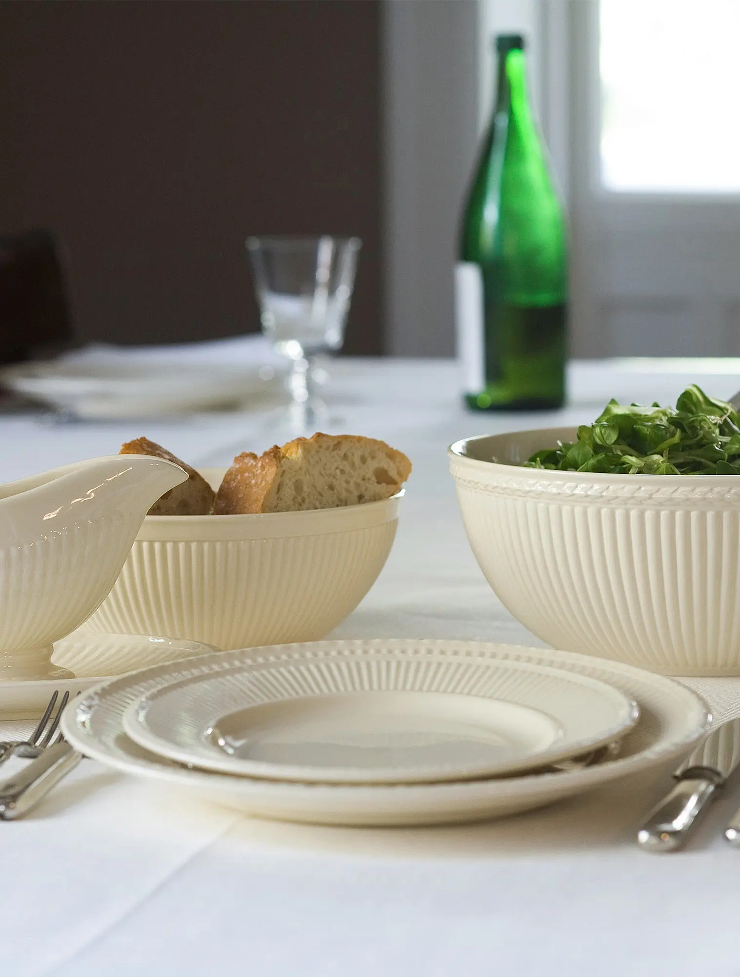 Сервировочный салатник Edme Cream, 25 см