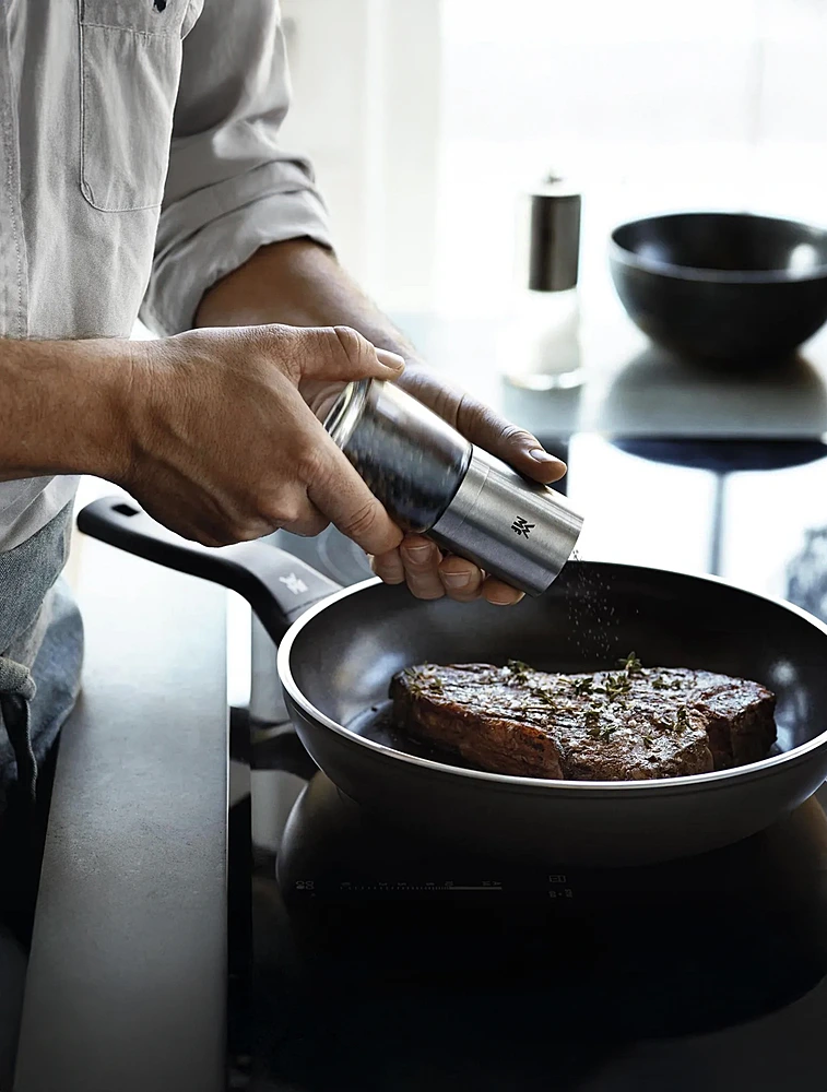 Мельница для соли и перца De Luxe, 14 см от WMF