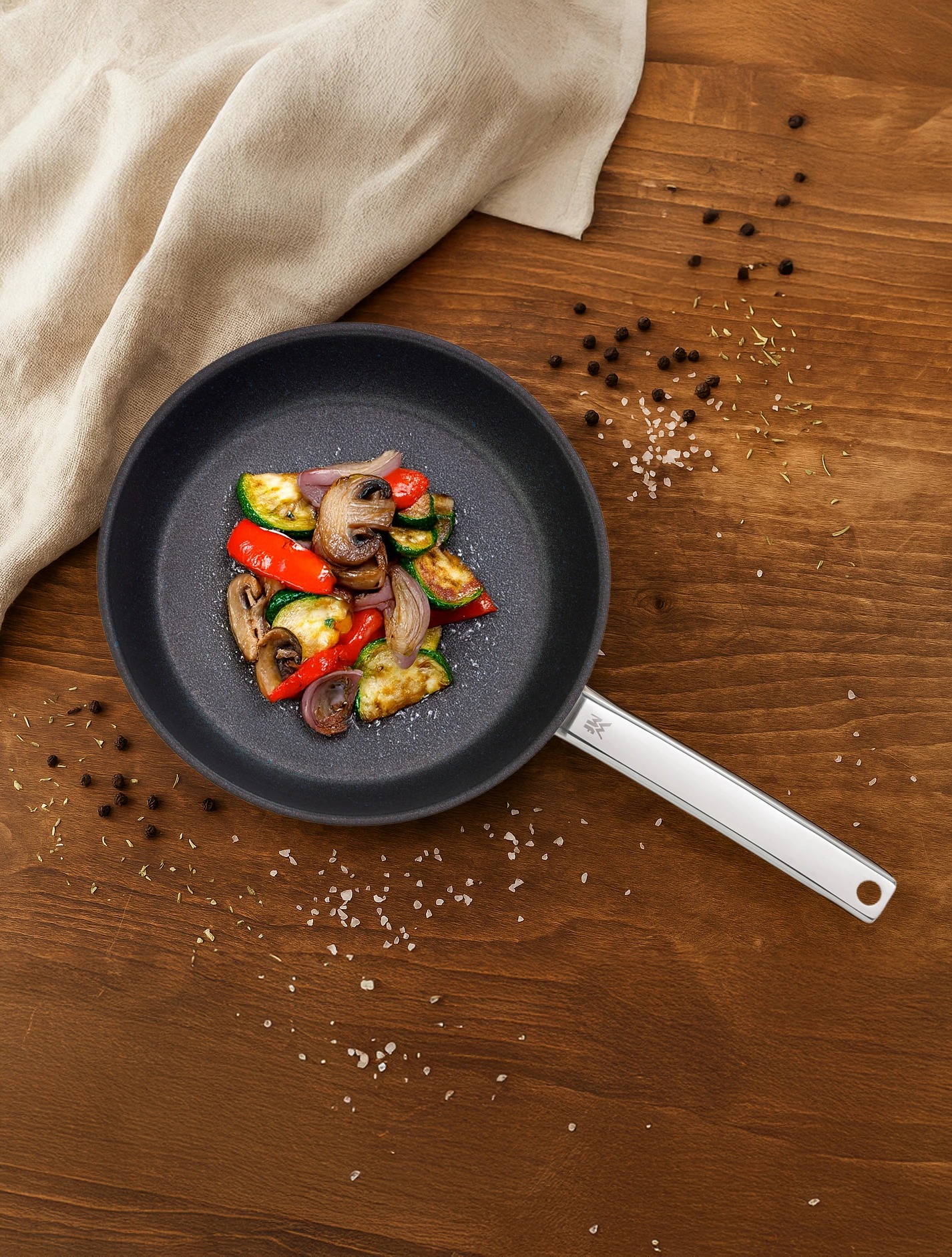 Сковорода универсальная PermaDur Advance, 28 см