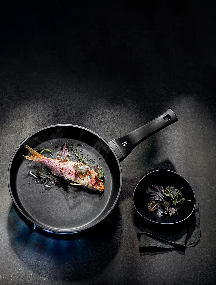 Сковорода универсальная PermaDur Premium, 28 см от WMF