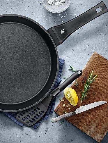 Сковорода универсальная PermaDur Premium, 28 см