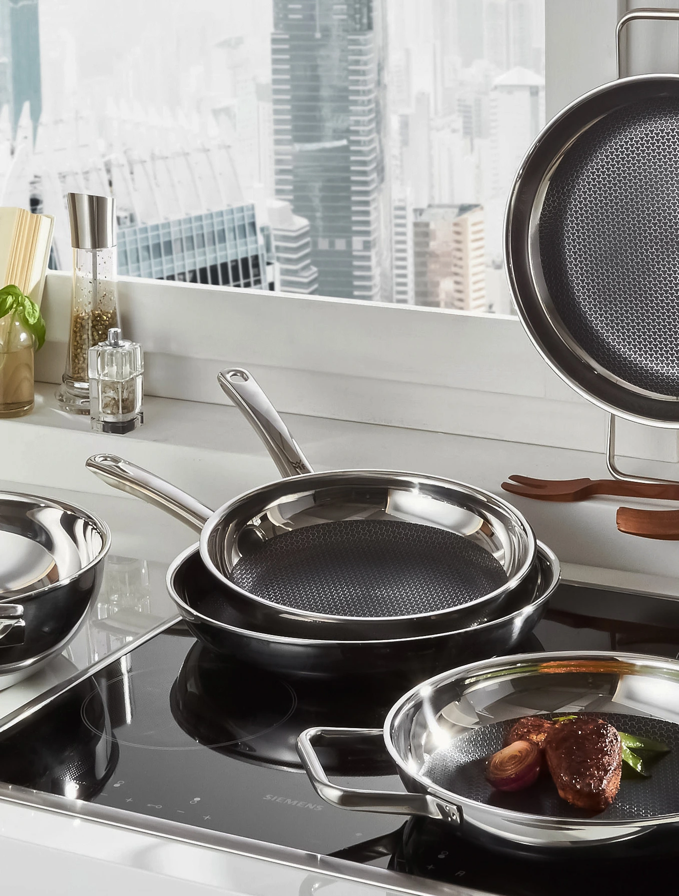 Сковорода универсальная Profi Resist, 28 см