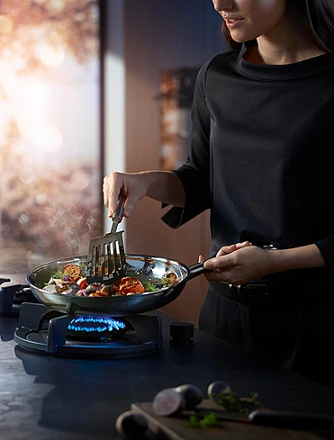 Сковорода универсальная Profi Resist, 28 см