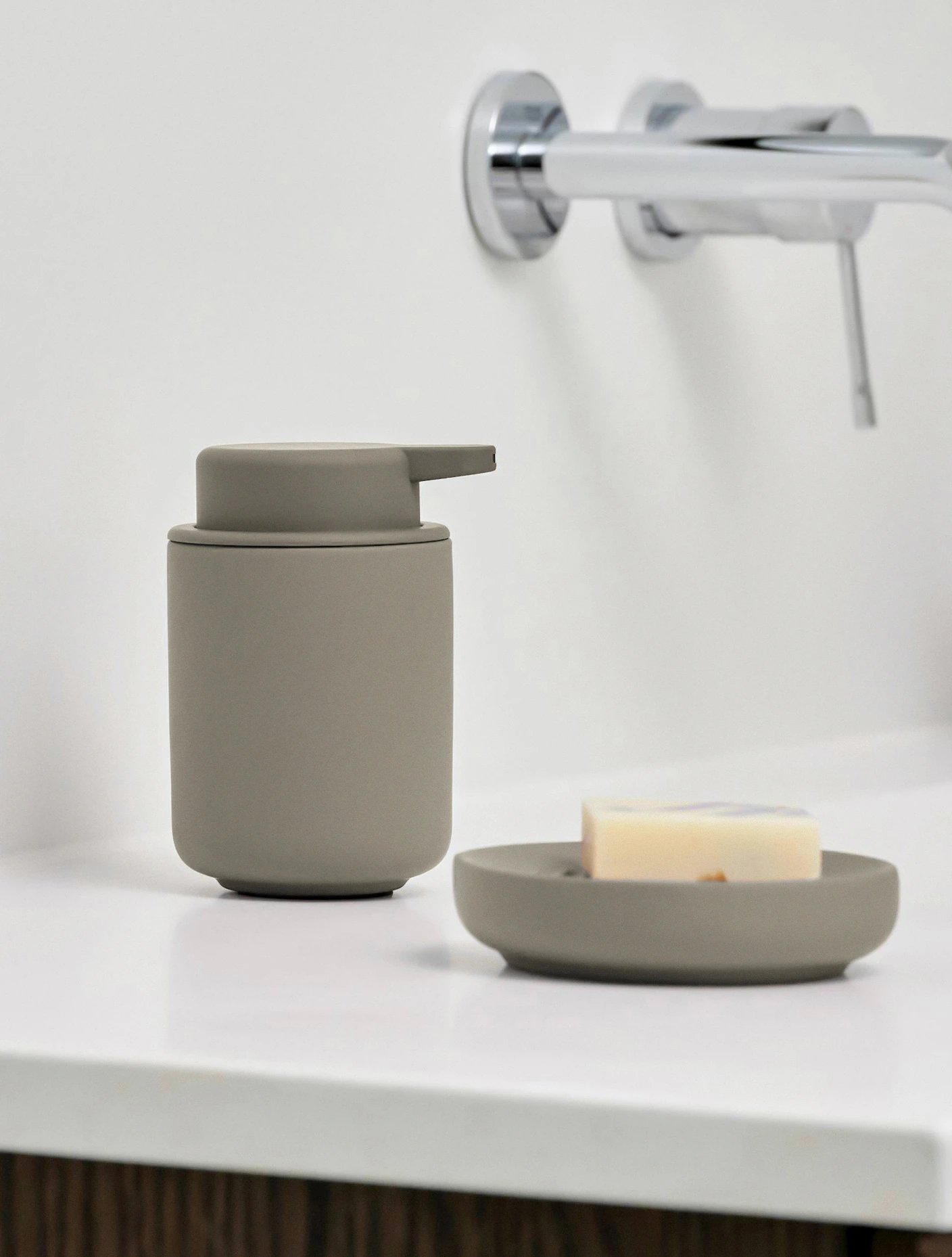 Дозатор для мыла Ume, 250 мл