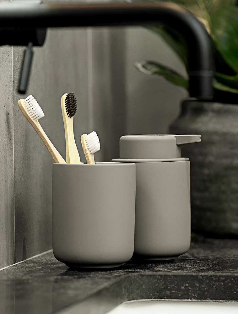 Дозатор для мыла Ume, 250 мл от Zone Denmark