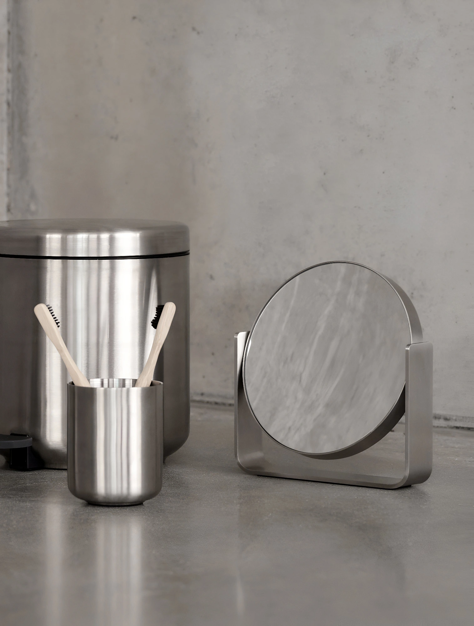 Настольное косметическое зеркало Ume, 19,5 см