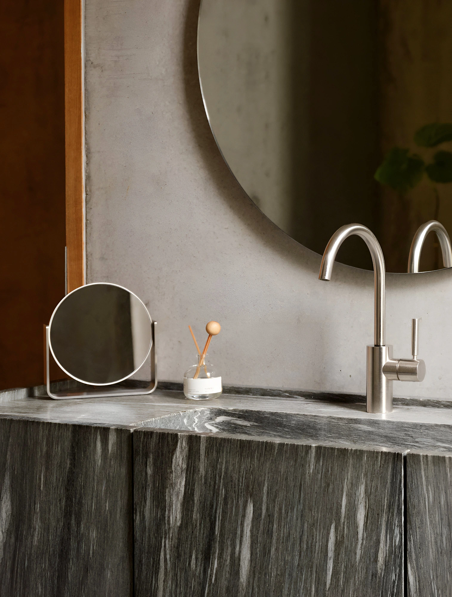 Настольное косметическое зеркало Ume, 19,5 см